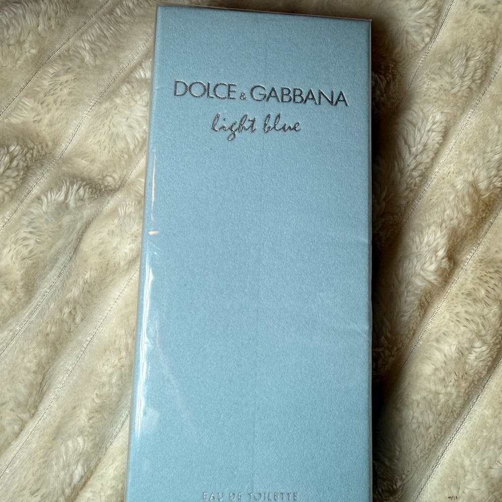 Dolce & Gabbana Light Blue Fragrance in Pale Blue Box